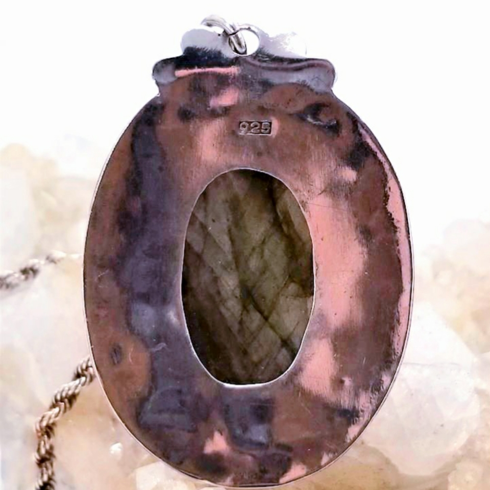 Labradorite 925 Sterling Silver Cabochon Pendant - Picture 3 of 4